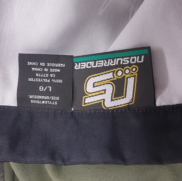 No Surrender Shirt - Picture 4 of 4